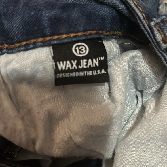 Distressed Blue Jeans - Picture 5 of 5